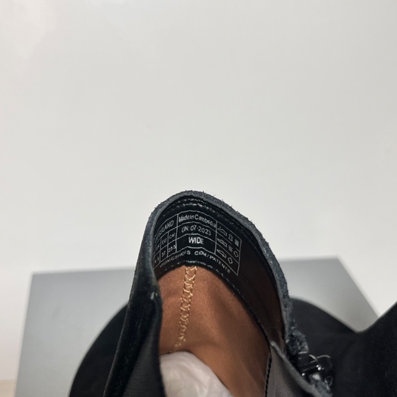 Vionic Roseland Water-Repellent Suede Ankle Boots - Picture 7 of 7